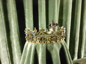Crown2ndFavorite